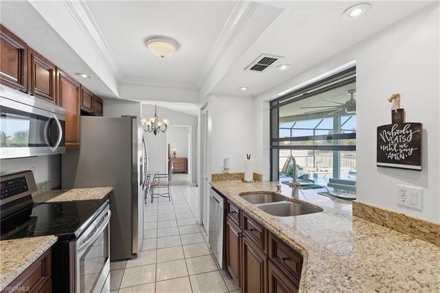 3815 5th PL, Cape Coral, FL 33914