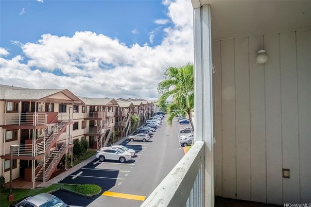 98-660 Moanalua Loop 277, Pearl City, HI 96782