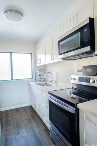 98-660 Moanalua Loop 277, Pearl City, HI 96782