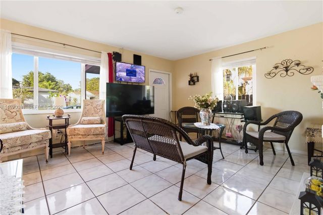 380 NW 133rd Street, North Miami, FL 33168