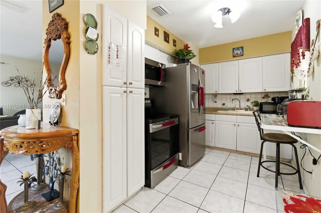380 NW 133rd Street, North Miami, FL 33168