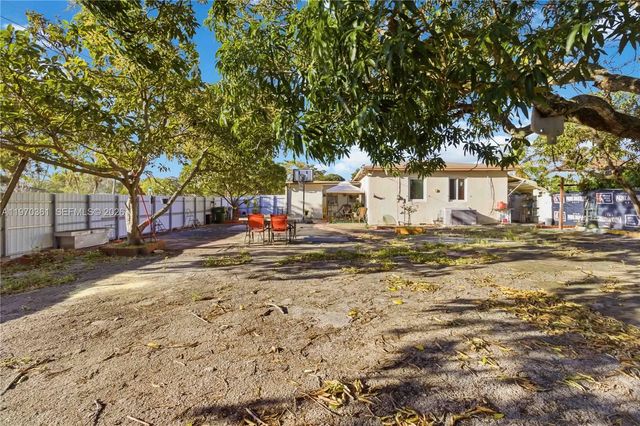 380 NW 133rd Street, North Miami, FL 33168