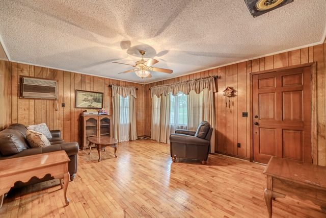 1134 Billy Nance Hwy, Waynesboro, TN 38485