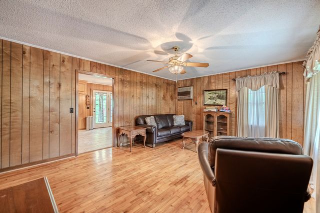 1134 Billy Nance Hwy, Waynesboro, TN 38485