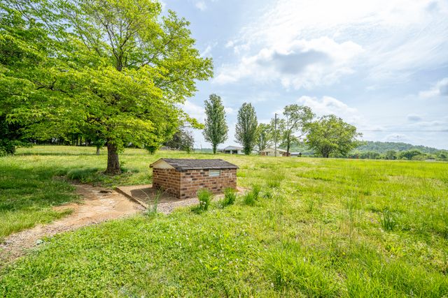 1134 Billy Nance Hwy, Waynesboro, TN 38485