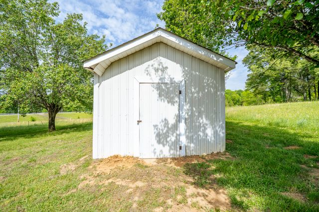 1134 Billy Nance Hwy, Waynesboro, TN 38485