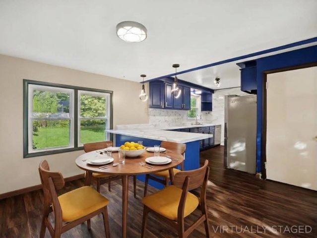522 S MIDVALE Boulevard, Madison, WI 53711