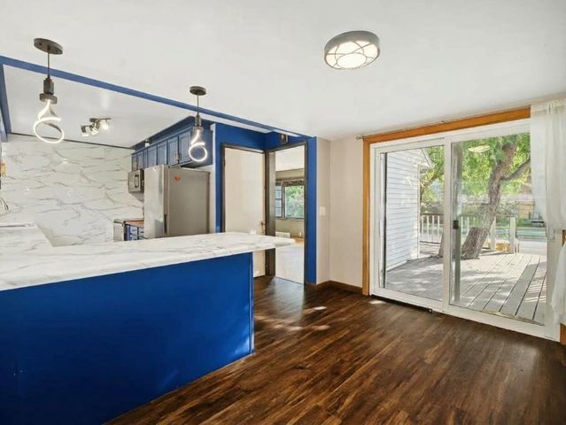 522 S MIDVALE Boulevard, Madison, WI 53711