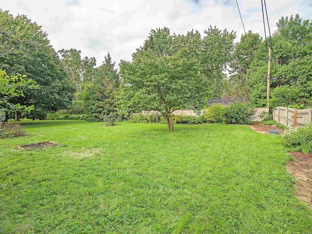 522 S MIDVALE Boulevard, Madison, WI 53711