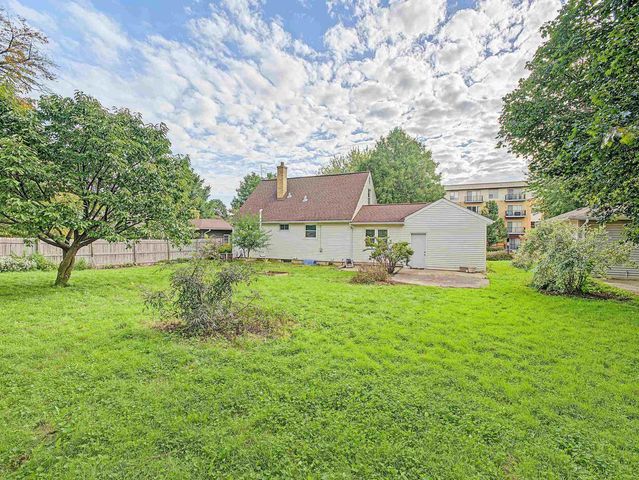 522 S MIDVALE Boulevard, Madison, WI 53711