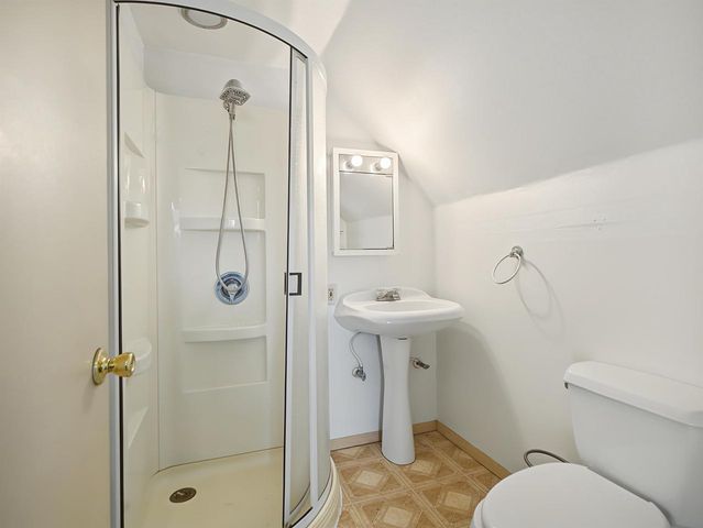 522 S MIDVALE Boulevard, Madison, WI 53711