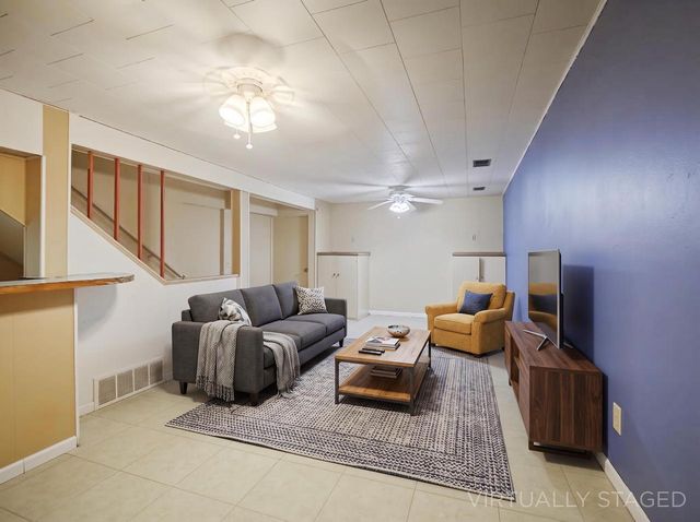 522 S MIDVALE Boulevard, Madison, WI 53711