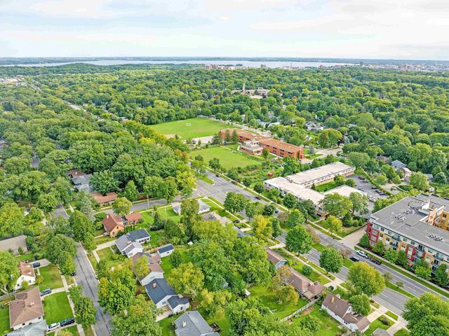 522 S MIDVALE Boulevard, Madison, WI 53711