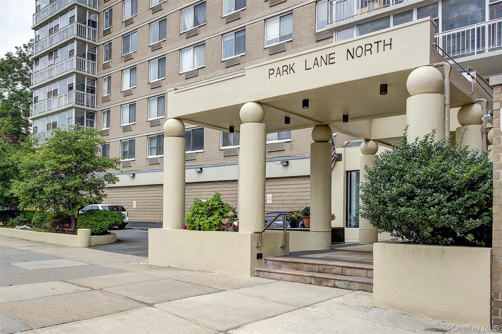 118-17 Union Turnpike 11J, Forest Hills, NY 11375