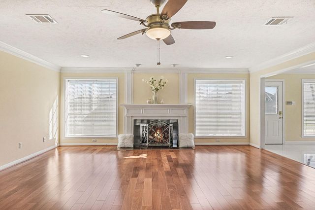 2125 Tipperary Drive, Pearland, TX 77581