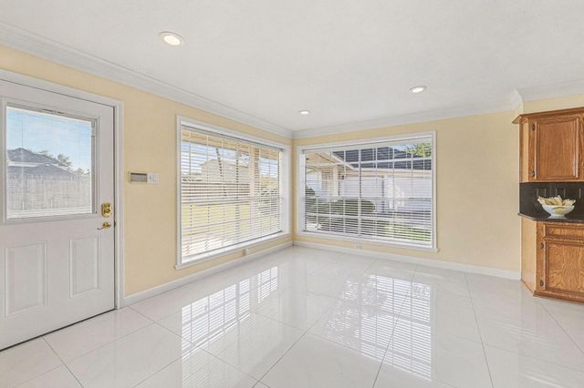 2125 Tipperary Drive, Pearland, TX 77581