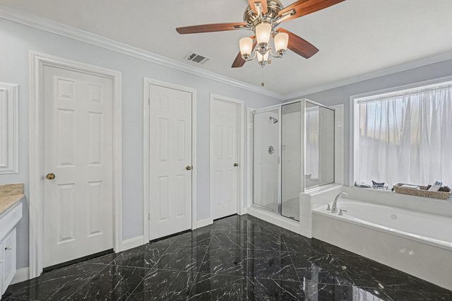 2125 Tipperary Drive, Pearland, TX 77581