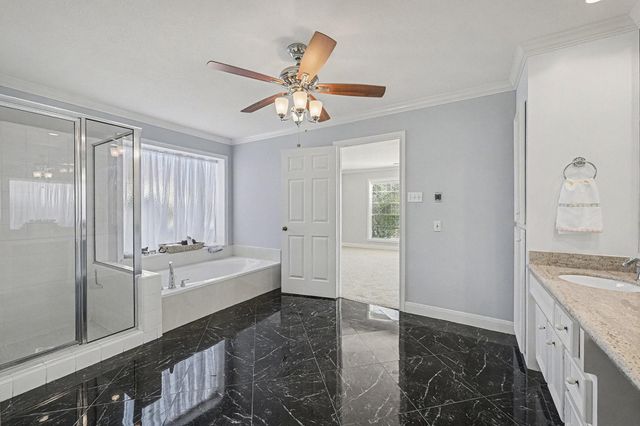 2125 Tipperary Drive, Pearland, TX 77581