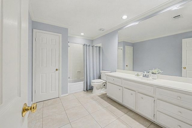 2125 Tipperary Drive, Pearland, TX 77581