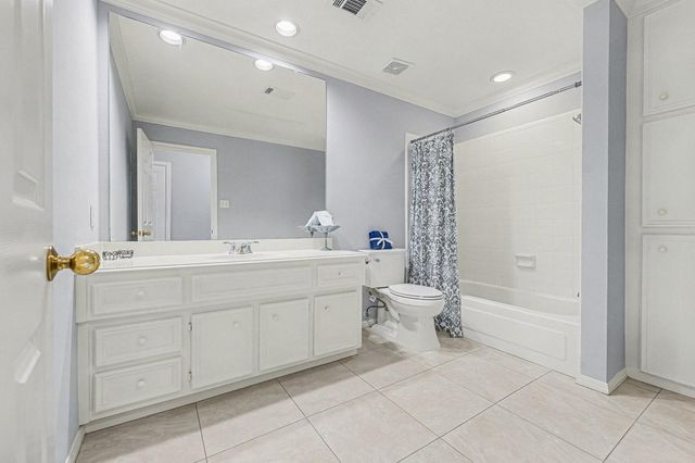 2125 Tipperary Drive, Pearland, TX 77581