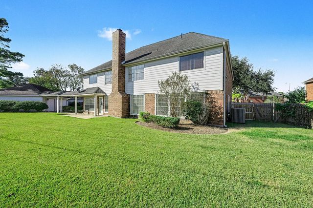2125 Tipperary Drive, Pearland, TX 77581