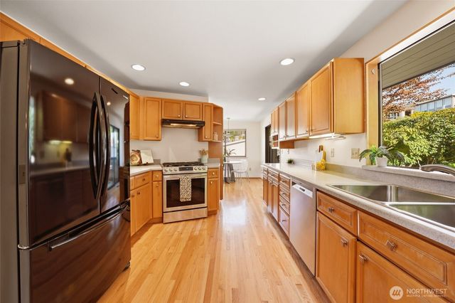 10248 Richwood Avenue NW, Seattle, WA 98177