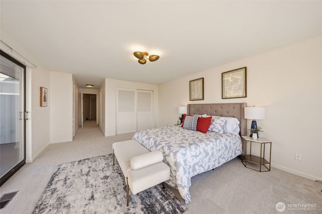 10248 Richwood Avenue NW, Seattle, WA 98177