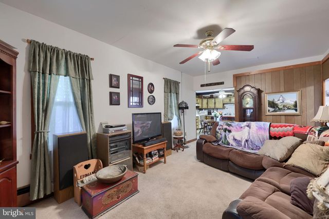 945 MAPLE ST, Lititz, PA 17543