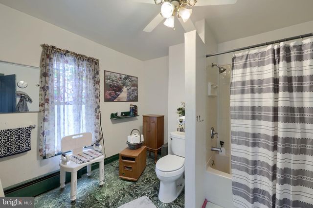 945 MAPLE ST, Lititz, PA 17543