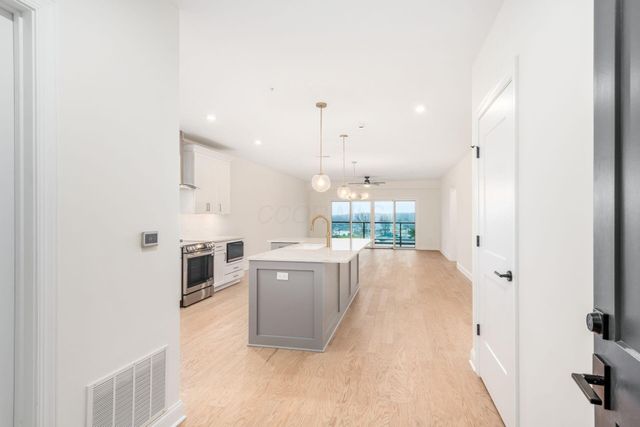 5189 Highpointe Lakes Drive, 8304, Westerville, OH 43081