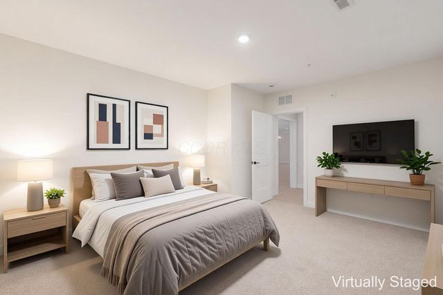 5189 Highpointe Lakes Drive, 8304, Westerville, OH 43081