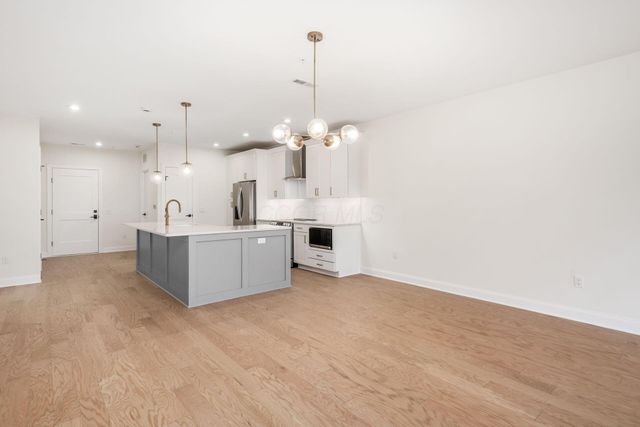 5189 Highpointe Lakes Drive, 8304, Westerville, OH 43081