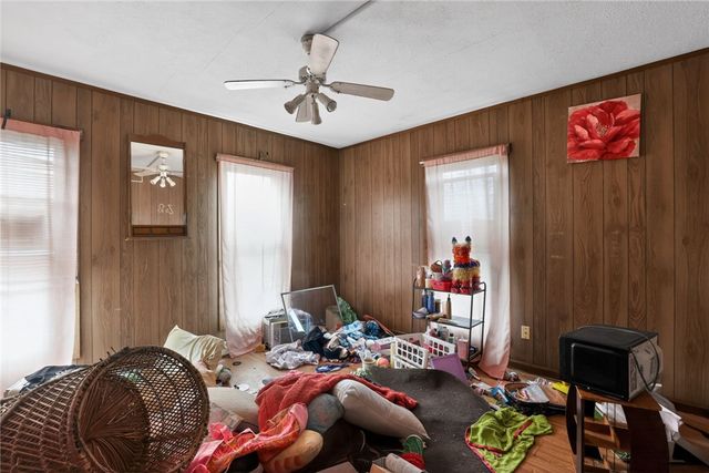 64 Stewart Ave, Greenville Boro, PA 16125