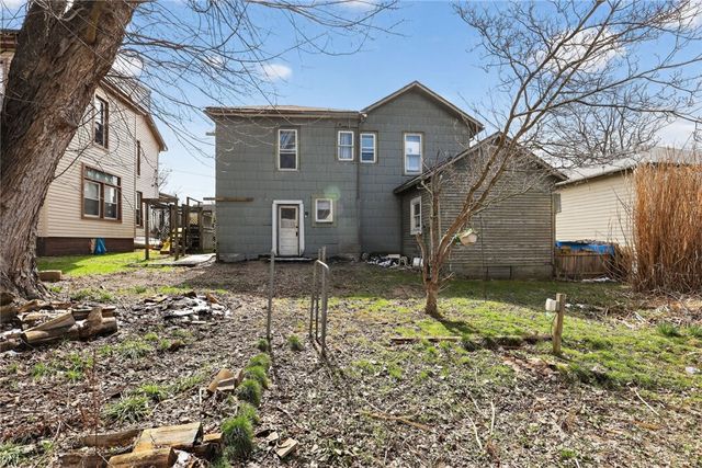 64 Stewart Ave, Greenville Boro, PA 16125