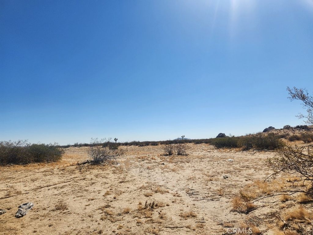 220 E Avenue, Palmdale, CA 93550