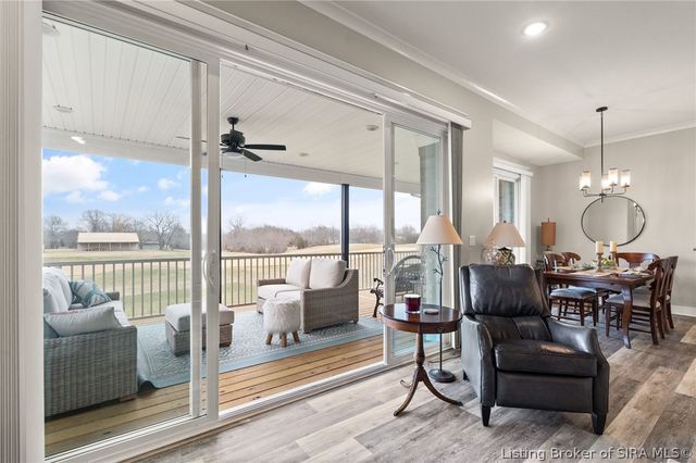 1619 Greenbrier Pointe, Henryville, IN 47126