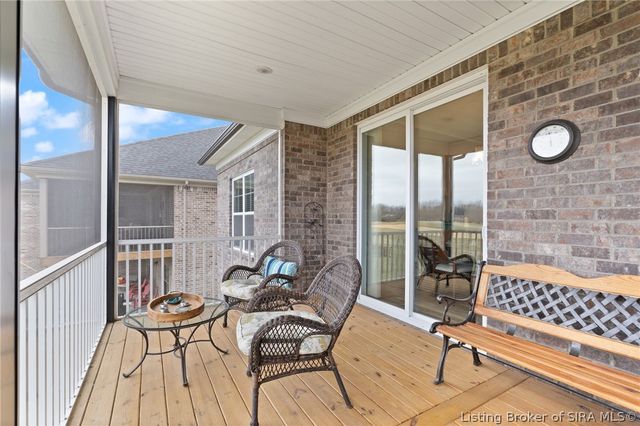 1619 Greenbrier Pointe, Henryville, IN 47126