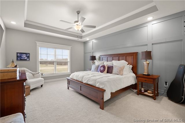 1619 Greenbrier Pointe, Henryville, IN 47126