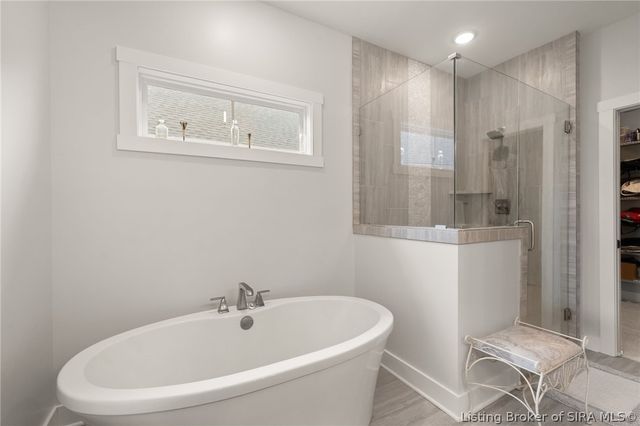 1619 Greenbrier Pointe, Henryville, IN 47126