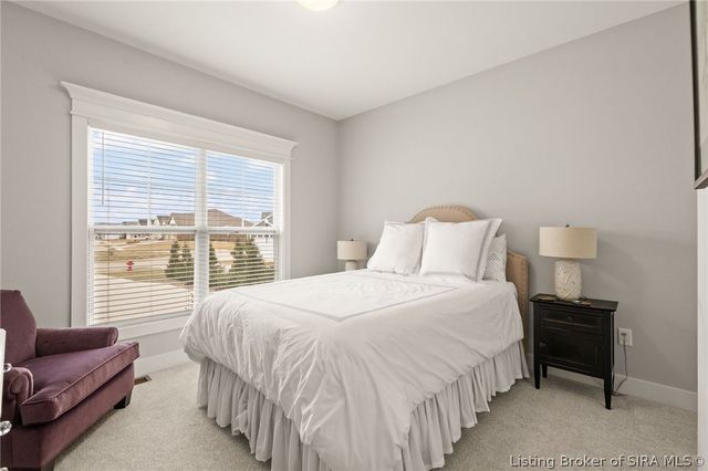 1619 Greenbrier Pointe, Henryville, IN 47126