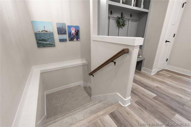 1619 Greenbrier Pointe, Henryville, IN 47126