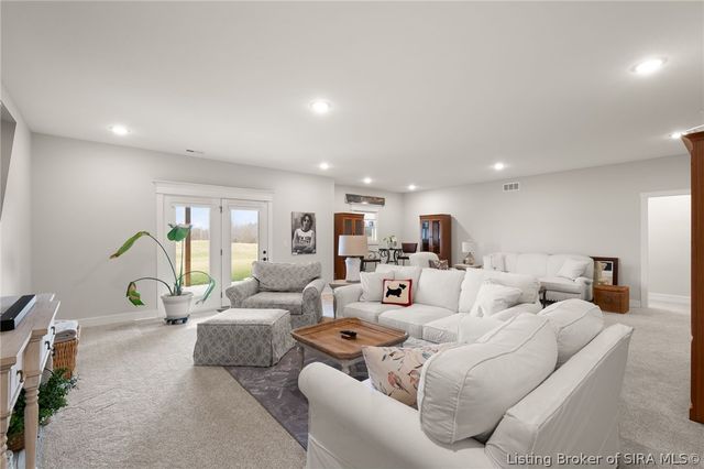 1619 Greenbrier Pointe, Henryville, IN 47126