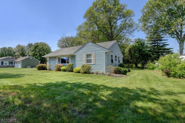 68 Comly Rd, Lincoln Park Boro, NJ 07035