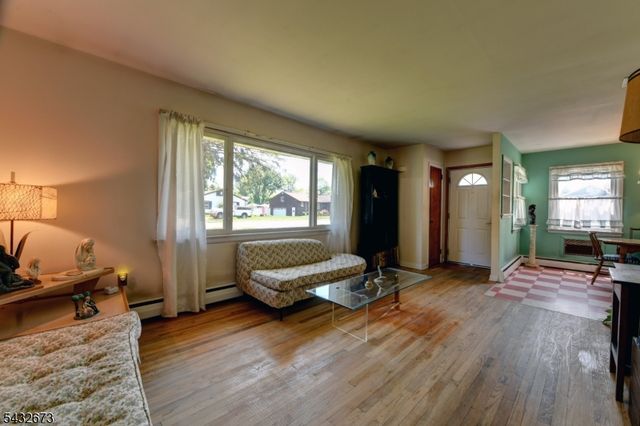 68 Comly Rd, Lincoln Park Boro, NJ 07035
