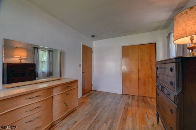68 Comly Rd, Lincoln Park Boro, NJ 07035