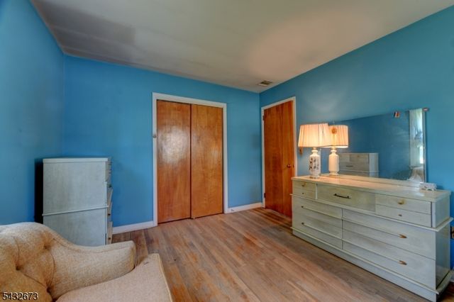 68 Comly Rd, Lincoln Park Boro, NJ 07035