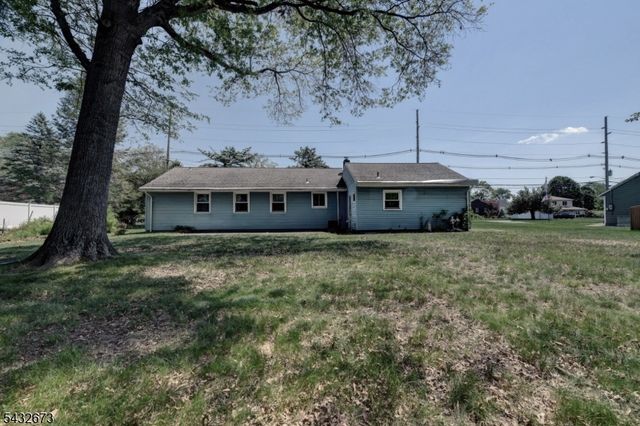 68 Comly Rd, Lincoln Park Boro, NJ 07035