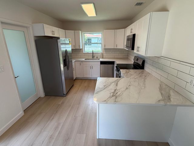 1417 Willow Road, West Palm Beach, FL 33406