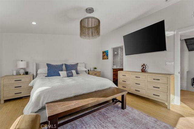 2111 Vista Entrada, Newport Beach, CA 92660