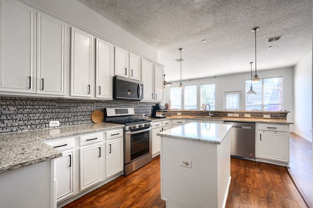 5402 Onset Bay Drive, Rowlett, TX 75089
